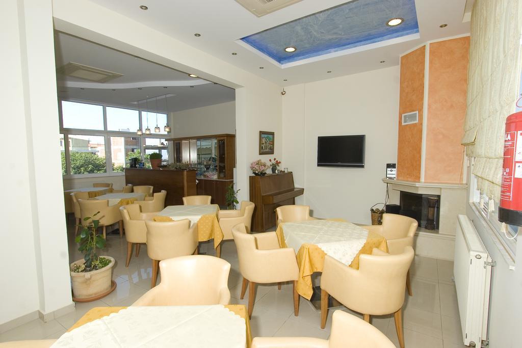 Hotel Kallithea Loutra Aidhipsou Exteriör bild