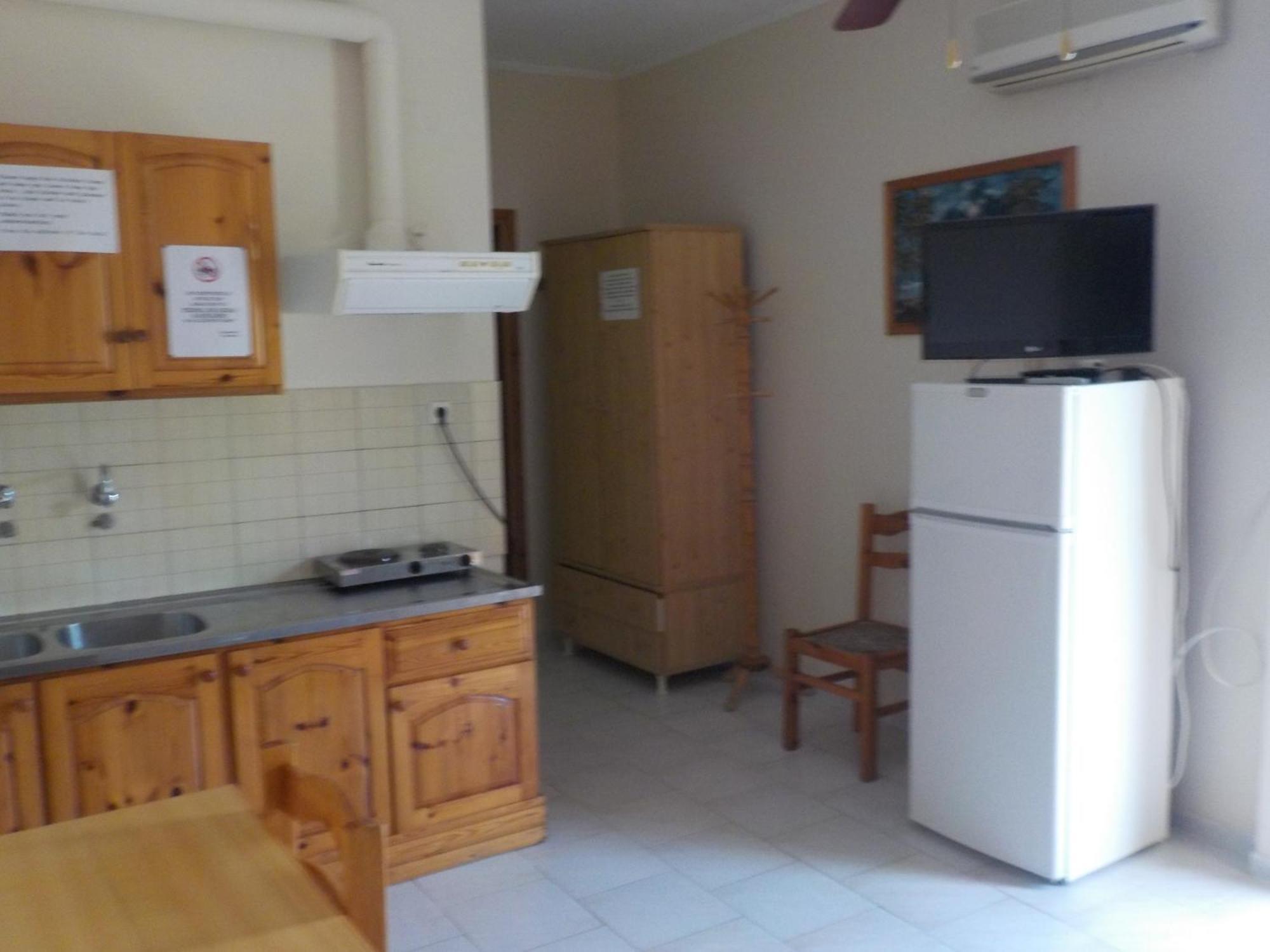 Hotel Kallithea Loutra Aidhipsou Exteriör bild