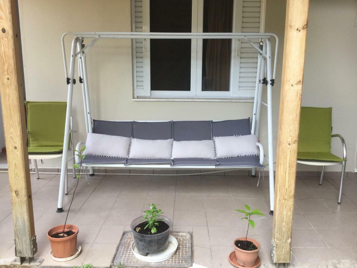 Hotel Kallithea Loutra Aidhipsou Exteriör bild